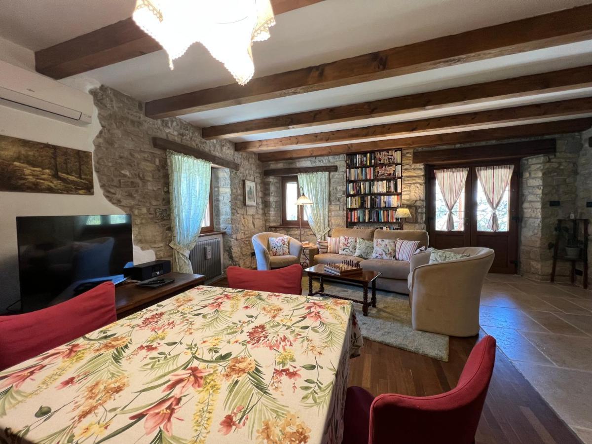 Holiday Home Casa Dei Farfui Momjan المظهر الخارجي الصورة