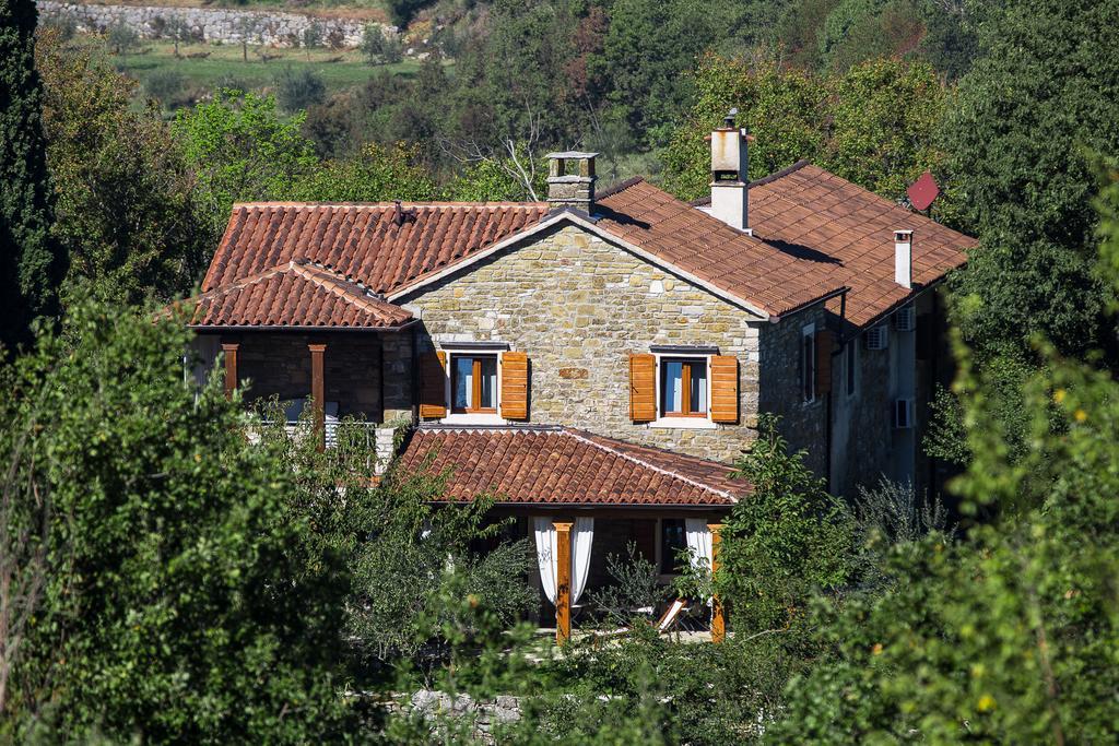 Holiday Home Casa Dei Farfui Momjan المظهر الخارجي الصورة
