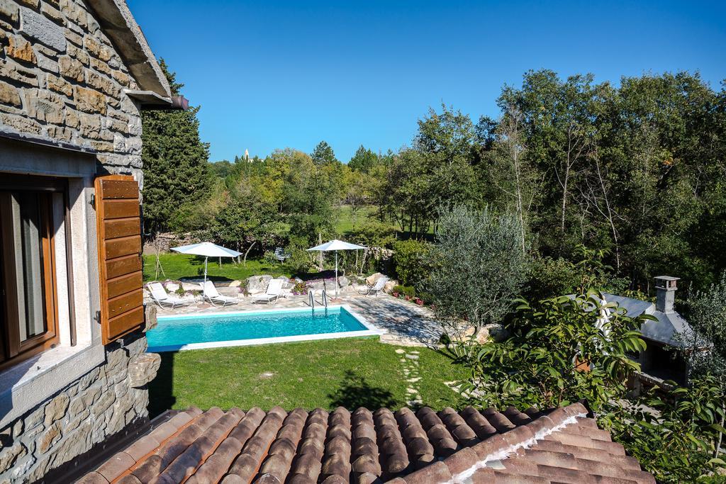 Holiday Home Casa Dei Farfui Momjan المظهر الخارجي الصورة
