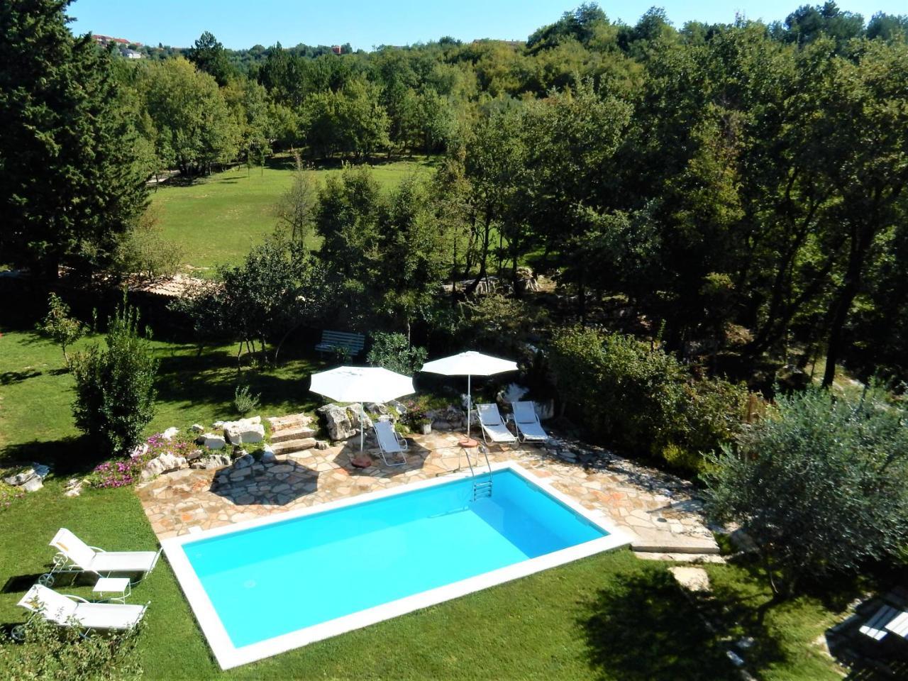 Holiday Home Casa Dei Farfui Momjan المظهر الخارجي الصورة